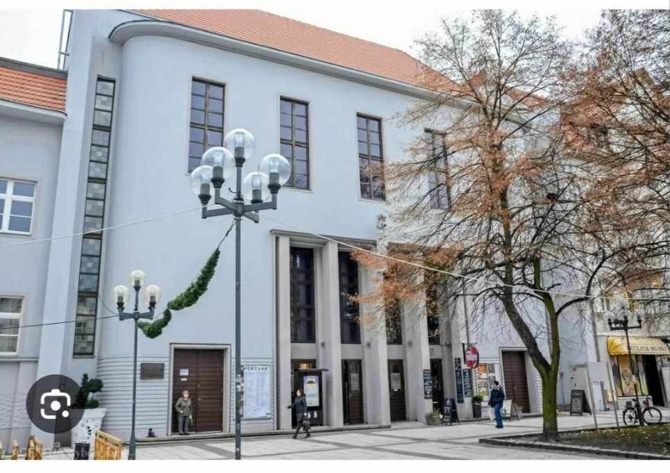 Resized_20241116_2253164